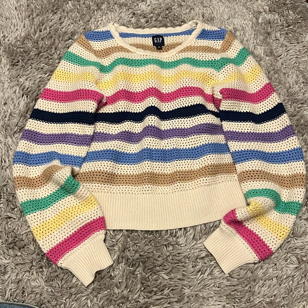 Gap crochet sweater